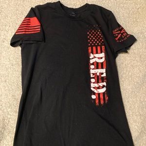 Preloved Grunt Style Remember Everyone Deployed RED Ladies T-shirt